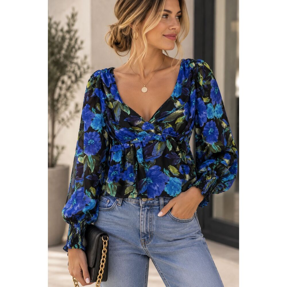 NWT Blu Pepper Blue Floral Blouse Women’s M Puff Sleeve Ruched Romantic Top